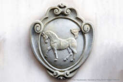 umk_8908.jpg-Pałac Wielopolskich, UMK, artefakty, detale, architektura, wyposażenie