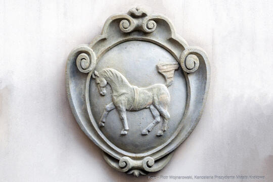 umk_8908.jpg-Pałac Wielopolskich, UMK, artefakty, detale, architektura, wyposażenie