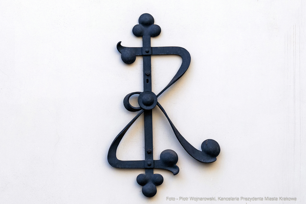 umk_8962.jpg-Pałac Wielopolskich, UMK, artefakty, detale, architektura, wyposażenie  Autor: P. Wojnarowski