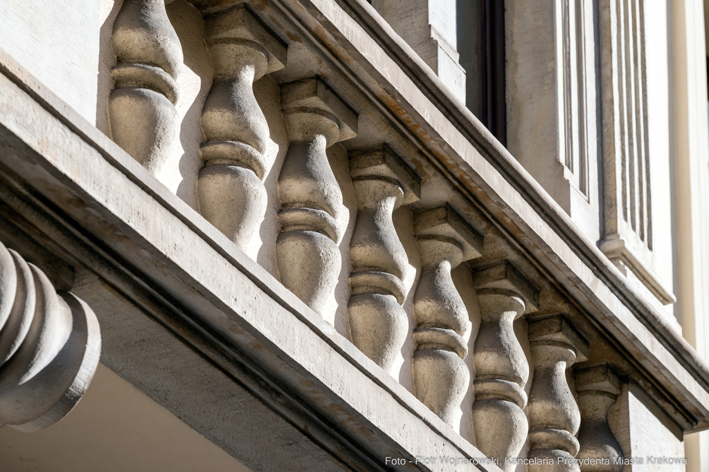 umk_8966.jpg-Pałac Wielopolskich, UMK, artefakty, detale, architektura, wyposażenie  Autor: P. Wojnarowski