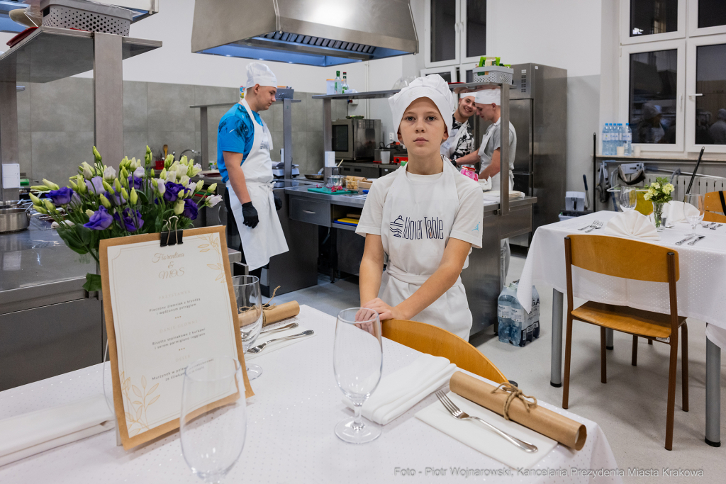 Kraków, Otofotokronika, Urząd Miasta Krakowa, UMK, lokalizacja, Hoover Table, konkurs, finał, kul  Autor: P. Wojnarowski