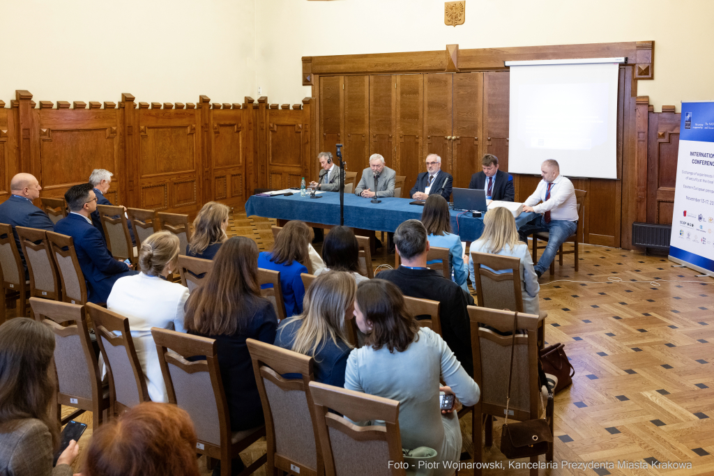 Kraków, Otofotokronika, Urząd Miasta Krakowa, UMK, Cracow, Majchrowski, konferencja, bezpieczeńst  Autor: P. Wojnarowski