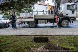 Kraków, Otofotokronika, Urząd Miasta Krakowa, UMK, lokalizacja, smoki, smoczki, figurki, geodeta, 