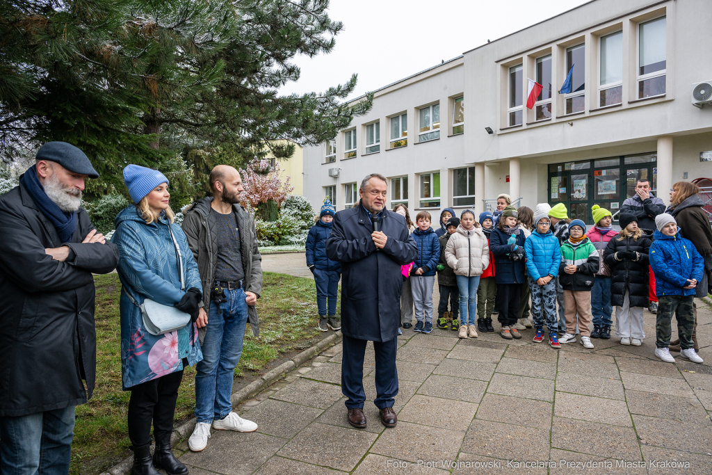 Kraków, Otofotokronika, Urząd Miasta Krakowa, UMK, lokalizacja, smoki, smoczki, figurki, geodeta,   Autor: P. Wojnarowski