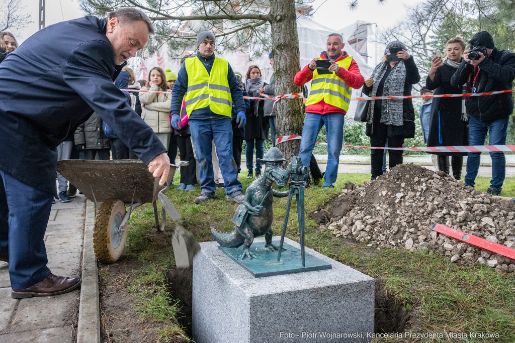 Kraków, Otofotokronika, Urząd Miasta Krakowa, UMK, lokalizacja, smoki, smoczki, figurki, geodeta,   Autor: P. Wojnarowski