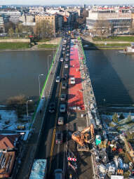 jg1_231127_krpl_dji_0160.jpg-Remont mostu Dębnickiego dobiega końca - ujęcia z drona