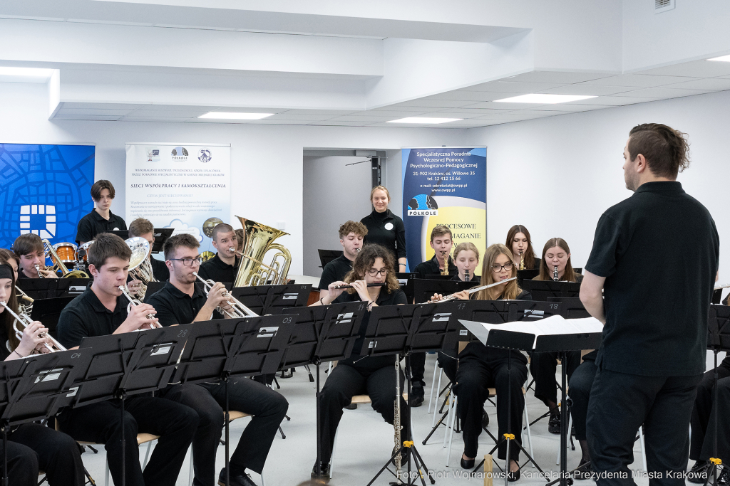 Kraków, Otofotokronika, Urząd Miasta Krakowa, UMK, Willowe, otwarcie, Poradnia Wczesnej Pomocy Psy  Autor: P. Wojnarowski