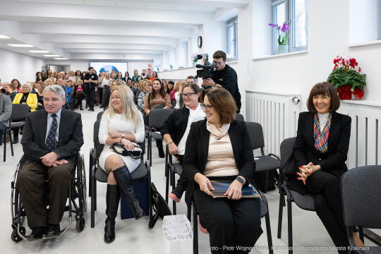 Kraków, Otofotokronika, Urząd Miasta Krakowa, UMK, Willowe, otwarcie, Poradnia Wczesnej Pomocy Psy