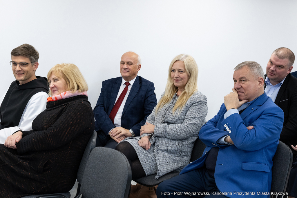 Kraków, Otofotokronika, Urząd Miasta Krakowa, UMK, Willowe, otwarcie, Poradnia Wczesnej Pomocy Psy  Autor: P. Wojnarowski