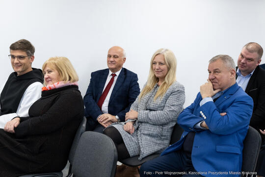 Kraków, Otofotokronika, Urząd Miasta Krakowa, UMK, Willowe, otwarcie, Poradnia Wczesnej Pomocy Psy