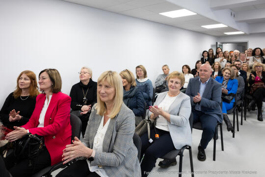 Kraków, Otofotokronika, Urząd Miasta Krakowa, UMK, Willowe, otwarcie, Poradnia Wczesnej Pomocy Psy