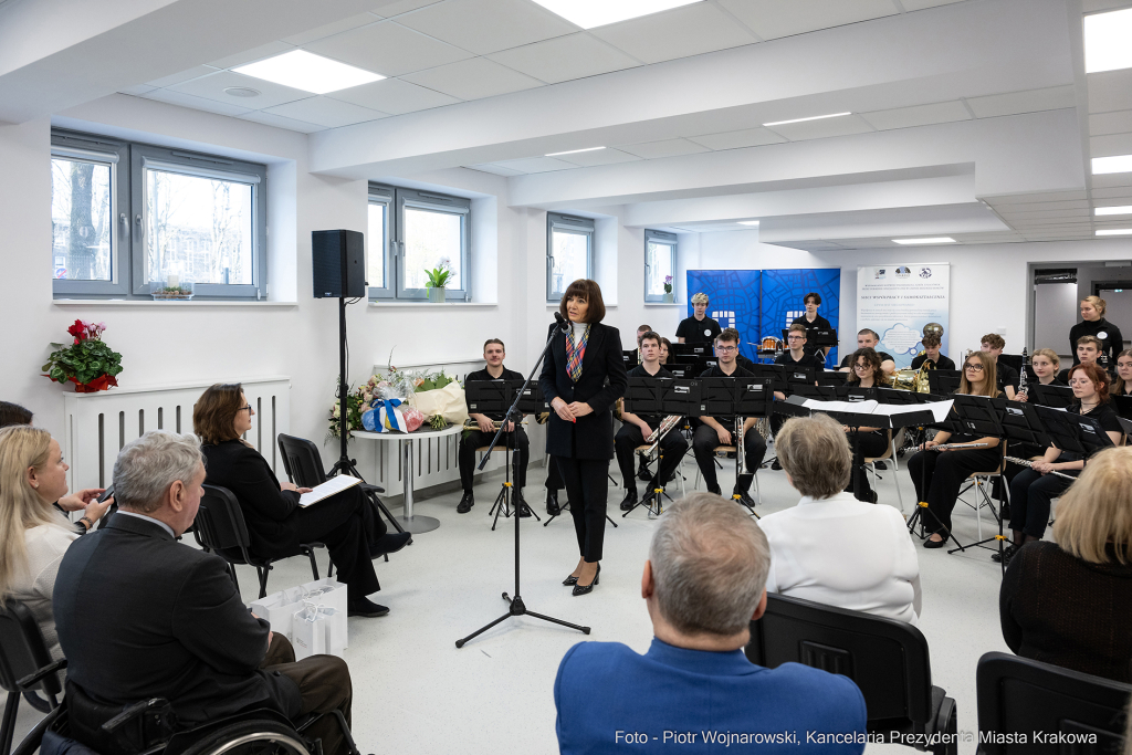 Kraków, Otofotokronika, Urząd Miasta Krakowa, UMK, Willowe, otwarcie, Poradnia Wczesnej Pomocy Psy  Autor: P. Wojnarowski