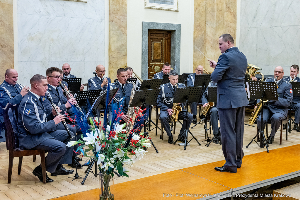 Kraków, Otofotokronika, Urząd Miasta Krakowa, Hoover Table, darczyńcy, gala, Florianka  Autor: P. Wojnarowski