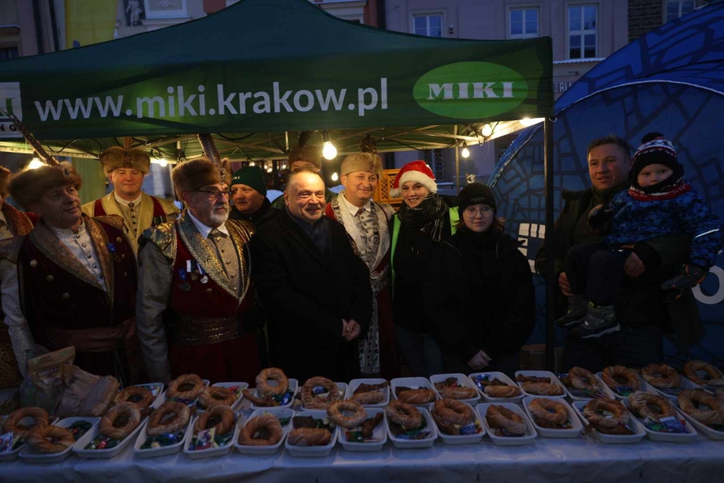 Przedświąteczny karp dla Krakowa 2023 - Mały Rynek