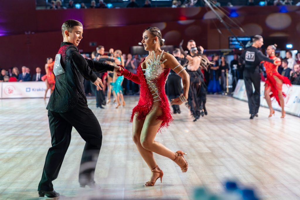 20231209-img_1352-poprawione-szum.jpg-Taniec, Wieczysty,  Autor: B. Świerzowski