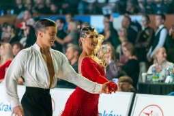 20231209-img_1883-poprawione-szum.jpg-Taniec, Wieczysty,