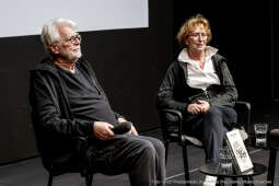 pw_147_002_piotr wojnarowski.jpg-Krystian Lupa odznaczony odznaką Honoris Gratia