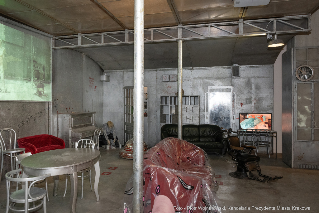 pw_147_031_piotr wojnarowski.jpg-Krystian Lupa odznaczony odznaką Honoris Gratia  Autor: P. Wojnarowski