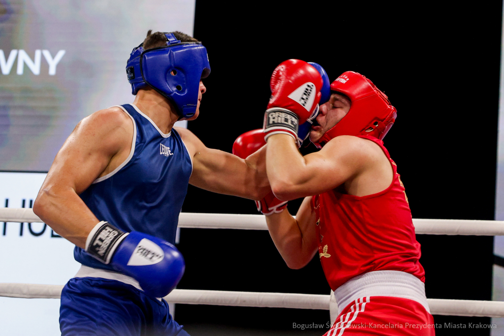 bs-231216-img_4198.jpg-Boks, Wisła, Majchrowski  Autor: B. Świerzowski