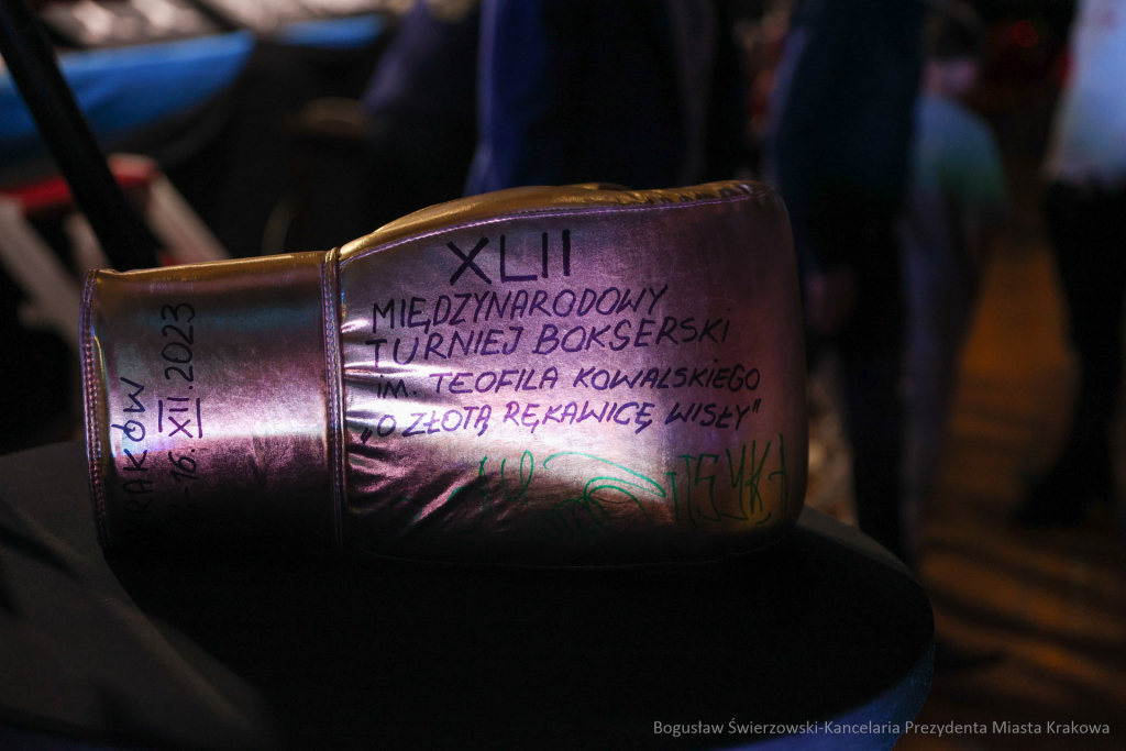 bs-231216-img_4399.jpg-Boks, Wisła, Majchrowski  Autor: B. Świerzowski