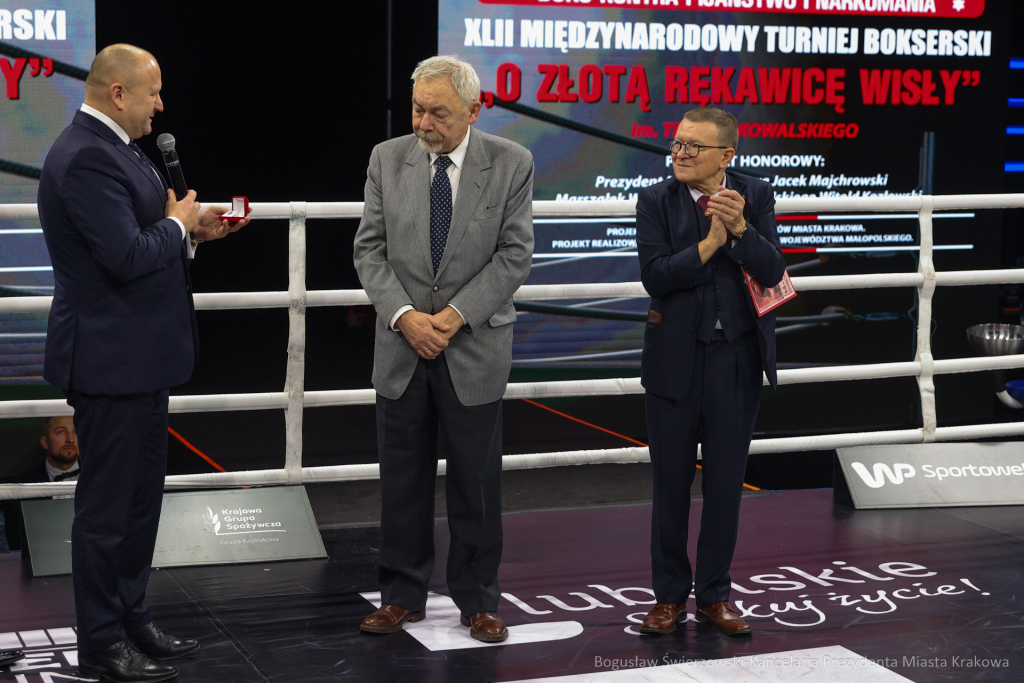 bs-231216-img_4474.jpg-Boks, Wisła, Majchrowski  Autor: B. Świerzowski