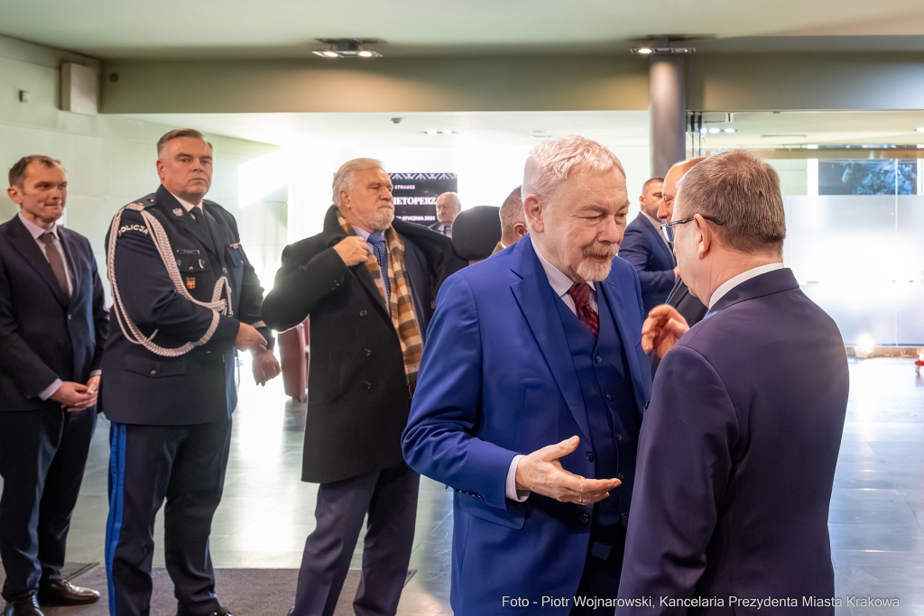 pw_148_002_piotr wojnarowski.jpg-Opera, kolędowanie, Małopolska, Majchrowski, Klęczar, spotkanie  Autor: P. Wojnarowski