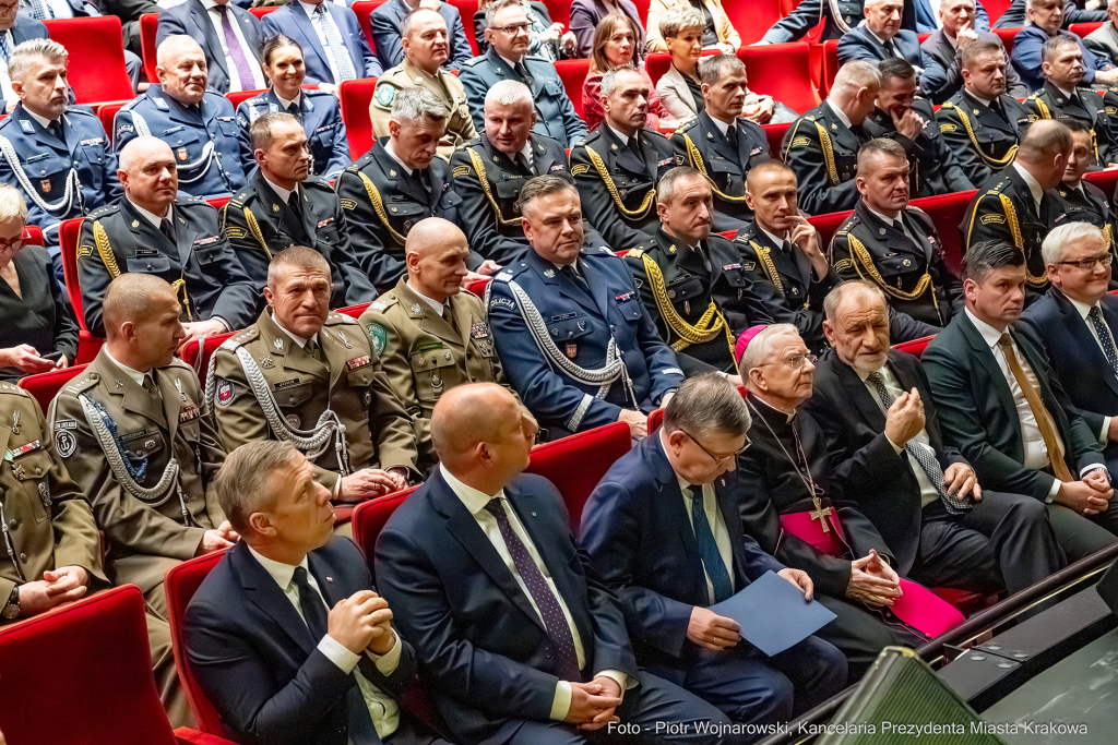 pw_148_004_piotr wojnarowski.jpg-Opera, kolędowanie, Małopolska, Majchrowski, Klęczar, spotkanie  Autor: P. Wojnarowski