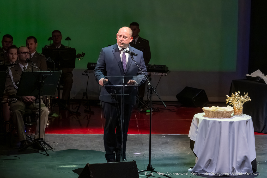 pw_148_008_piotr wojnarowski.jpg-Opera, kolędowanie, Małopolska, Majchrowski, Klęczar, spotkanie  Autor: P. Wojnarowski