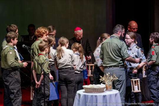 pw_148_010_piotr wojnarowski.jpg-Opera, kolędowanie, Małopolska, Majchrowski, Klęczar, spotkanie