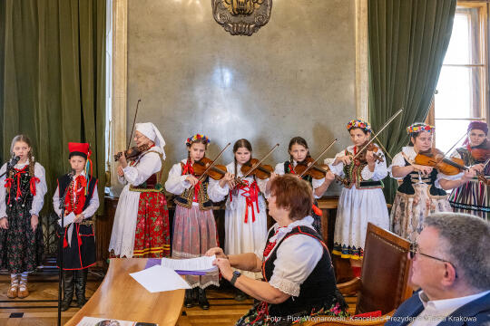 pw_149_021_piotr wojnarowski.jpg-Czuma, pastorałki, magistrat, Otofotokronika, Mazan, Majchrowski