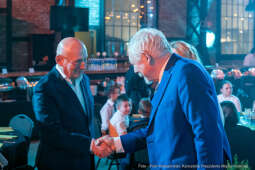 Hryniewiecka-Firlej, Majchrowski, Stara Zajezdnia, Honoris Gratia, Siemacha, kolędy