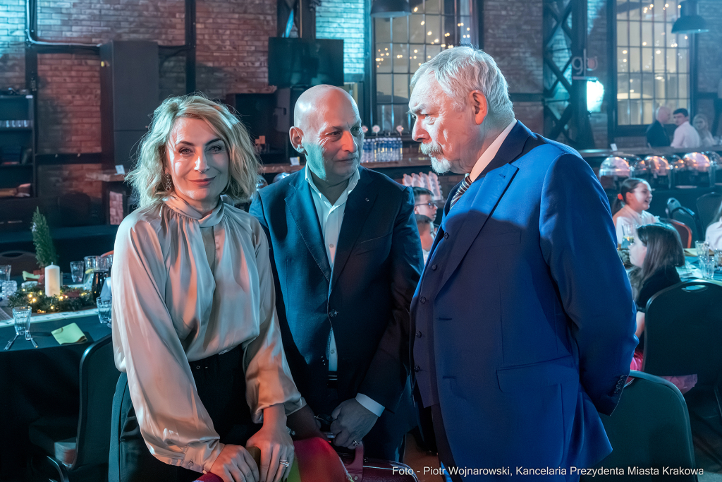 Hryniewiecka-Firlej, Majchrowski, Stara Zajezdnia, Honoris Gratia, Siemacha, kolędy  Autor: P. Wojnarowski