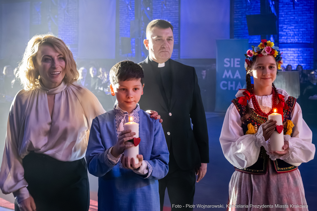 Hryniewiecka-Firlej, Majchrowski, Stara Zajezdnia, Honoris Gratia, Siemacha, kolędy  Autor: P. Wojnarowski