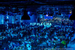 Hryniewiecka-Firlej, Majchrowski, Stara Zajezdnia, Honoris Gratia, Siemacha, kolędy