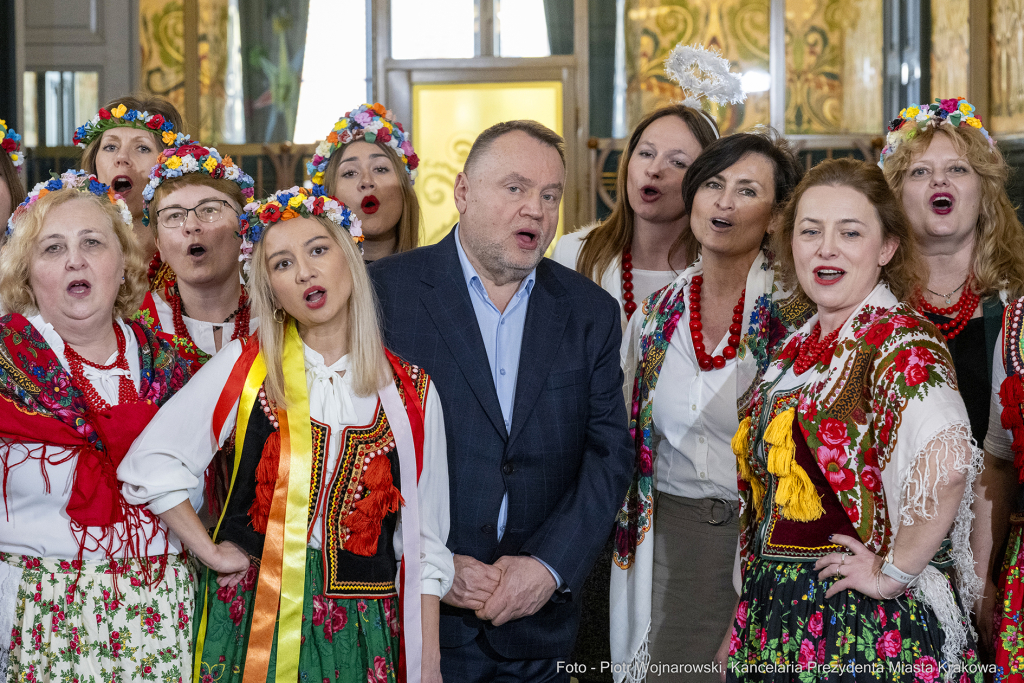 pw_168_003_fot. piotr wojnarowski.jpg-kolędowanie, Urząd Miasta Krakowa, Kulig Andrzej  Autor: P. Wojnarowski