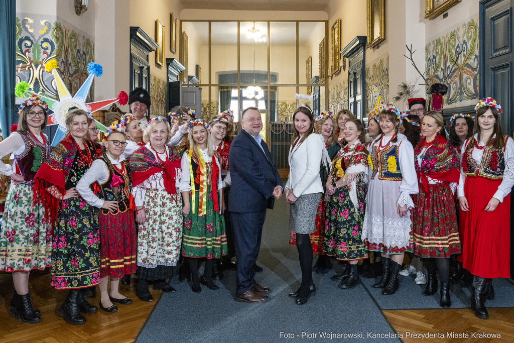 pw_168_006_fot. piotr wojnarowski.jpg-kolędowanie, Urząd Miasta Krakowa, Kulig Andrzej  Autor: P. Wojnarowski