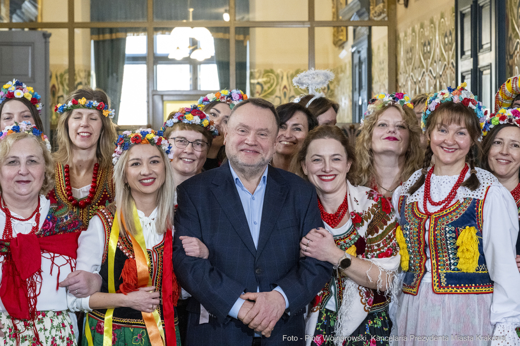 pw_168_009_fot. piotr wojnarowski.jpg-kolędowanie, Urząd Miasta Krakowa, Kulig Andrzej  Autor: P. Wojnarowski