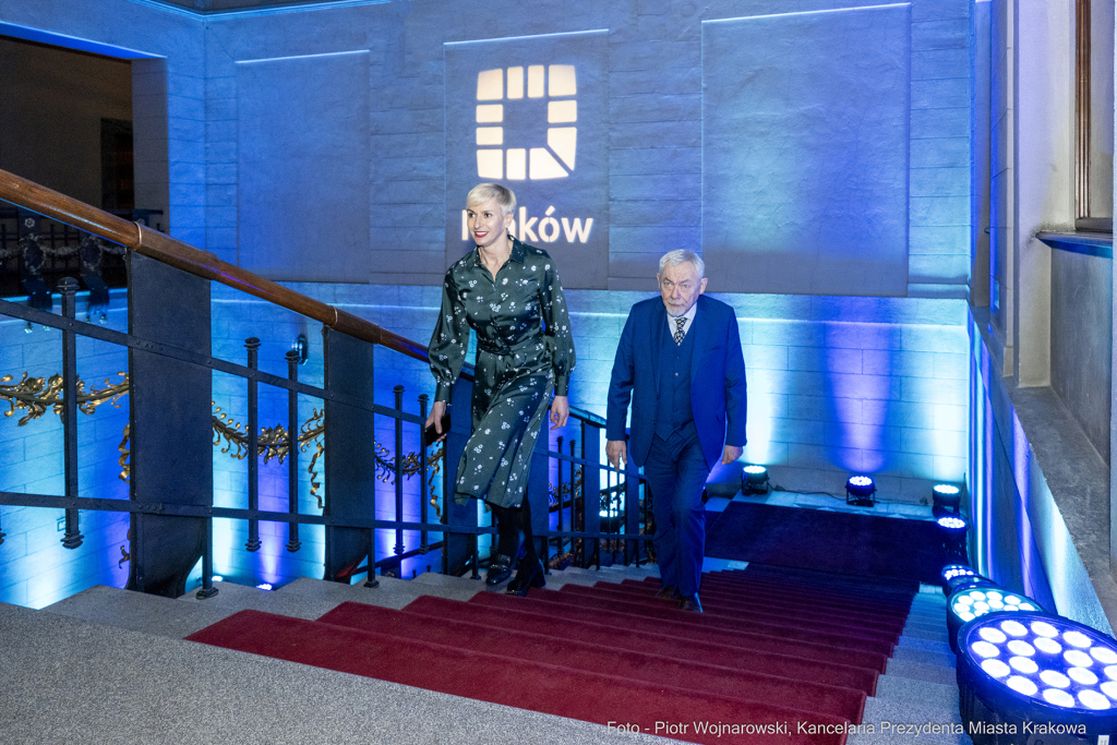 pw_169_014_fot. piotr wojnarowski.jpg-korpus, dyplomatyczny, spotkanie, Majchrowski, Kraków  Autor: P. Wojnarowski