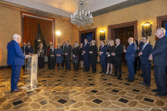 pw_169_017_fot. piotr wojnarowski.jpg-korpus, dyplomatyczny, spotkanie, Majchrowski, Kraków