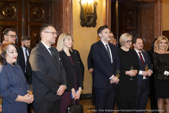 pw_169_022_fot. piotr wojnarowski.jpg-korpus, dyplomatyczny, spotkanie, Majchrowski, Kraków