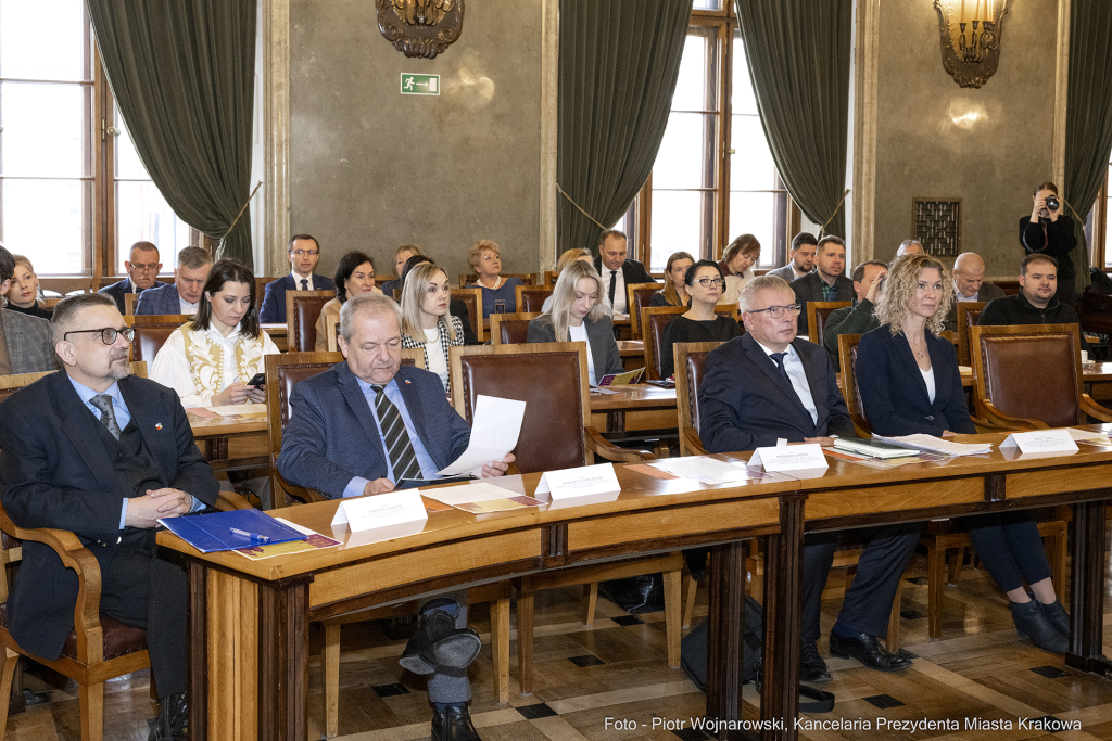 konferencja, Ukraina, Miasto-przestrzeń dla biznesu, synergia, Piekło, Majchrowski  Autor: P. Wojnarowski