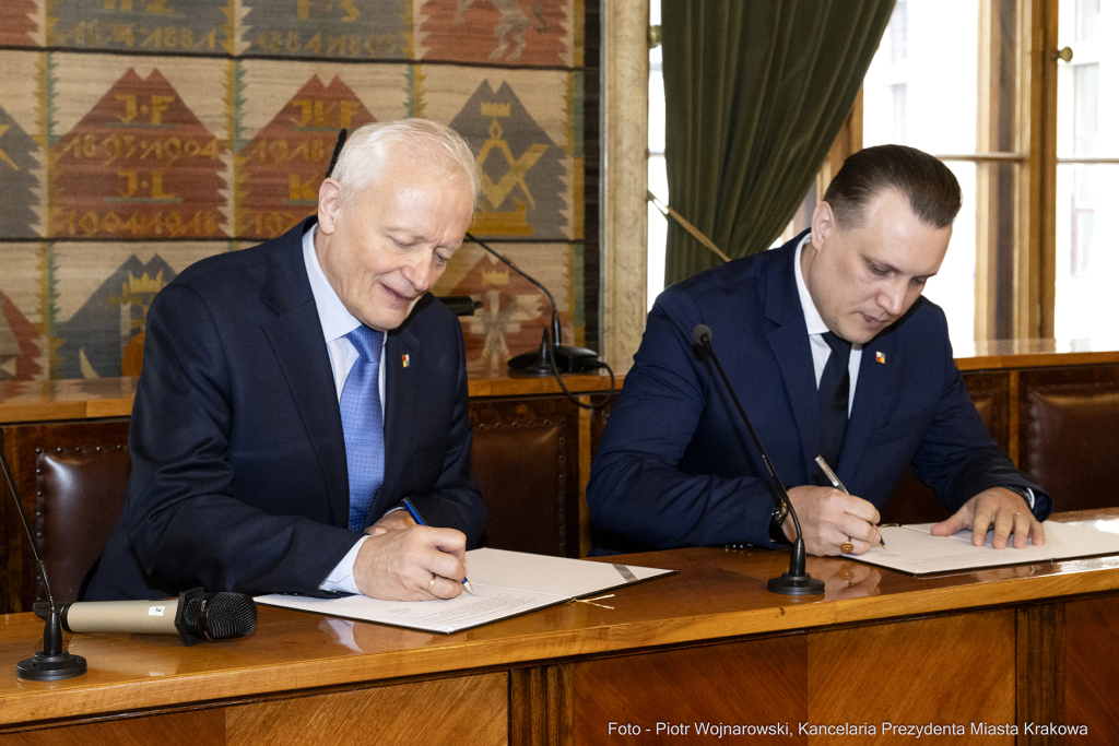 konferencja, Ukraina, Miasto-przestrzeń dla biznesu, synergia, Piekło, Majchrowski  Autor: P. Wojnarowski