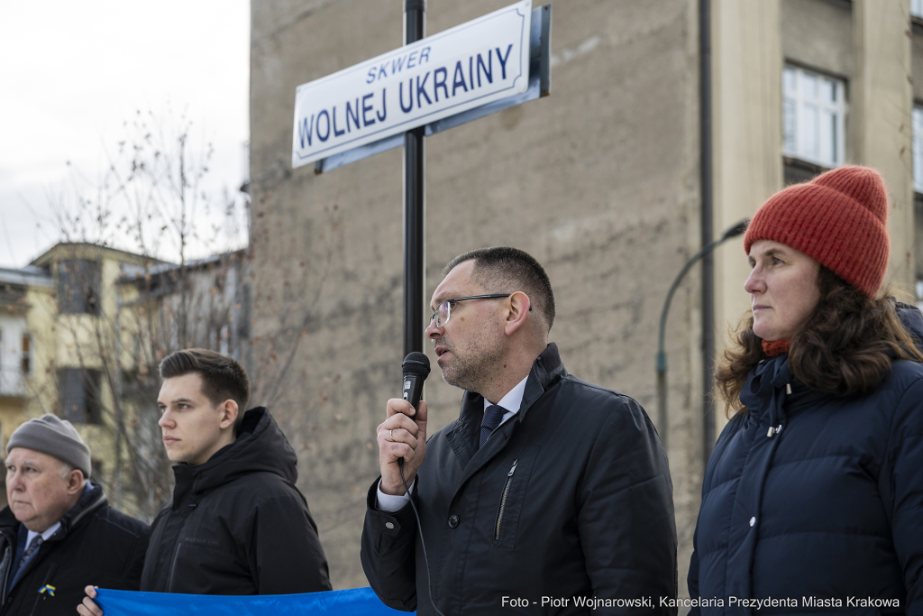 żywy łańcuch, akcja, Skwer Wolnej Ukrainy, konsul, Kośmider, Ukraińcy  Autor: P. Wojnarowski