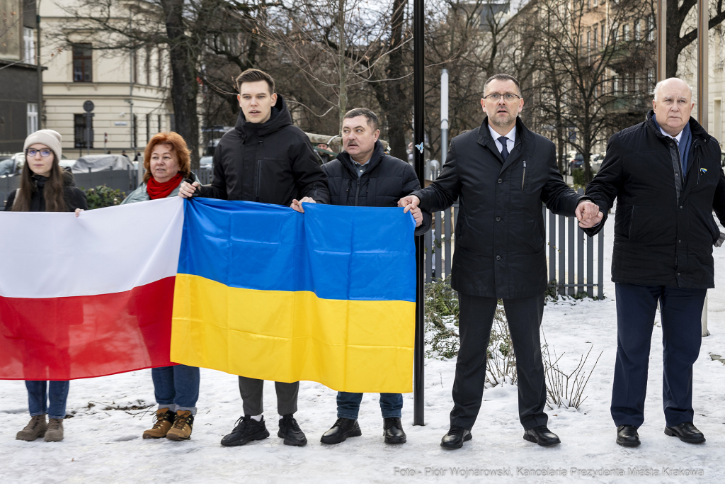 żywy łańcuch, akcja, Skwer Wolnej Ukrainy, konsul, Kośmider, Ukraińcy  Autor: P. Wojnarowski