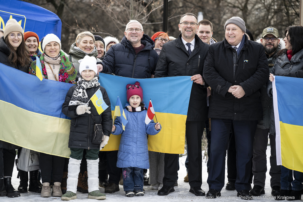 żywy łańcuch, akcja, Skwer Wolnej Ukrainy, konsul, Kośmider, Ukraińcy  Autor: P. Wojnarowski