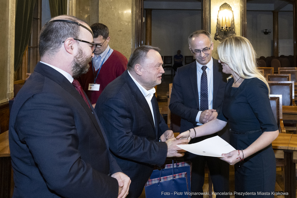 rady dzielnic, konwent, Kulig, Fryczek, Buszek, inauguracja, posiedzenie, spotkanie, przewodniczący  Autor: P. Wojnarowski