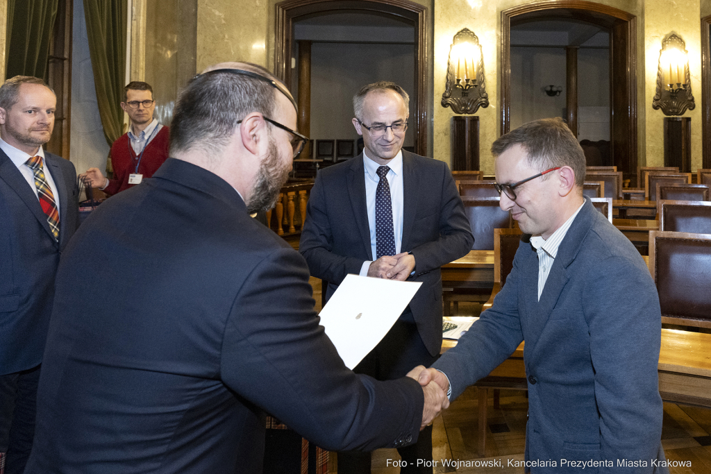 rady dzielnic, konwent, Kulig, Fryczek, Buszek, inauguracja, posiedzenie, spotkanie, przewodniczący  Autor: P. Wojnarowski