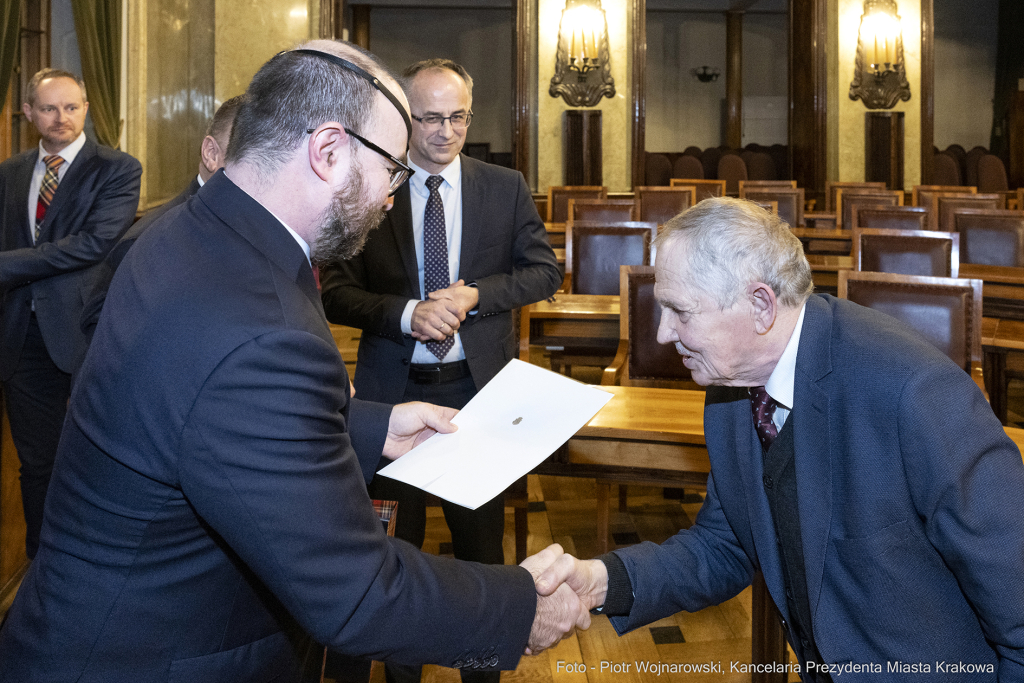 rady dzielnic, konwent, Kulig, Fryczek, Buszek, inauguracja, posiedzenie, spotkanie, przewodniczący  Autor: P. Wojnarowski