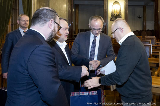 rady dzielnic, konwent, Kulig, Fryczek, Buszek, inauguracja, posiedzenie, spotkanie, przewodniczący