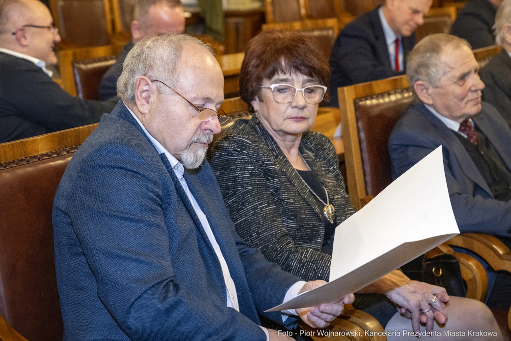 rady dzielnic, konwent, Kulig, Fryczek, Buszek, inauguracja, posiedzenie, spotkanie, przewodniczący  Autor: P. Wojnarowski